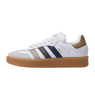 Adidas中性运动休闲缓震耐磨板鞋
