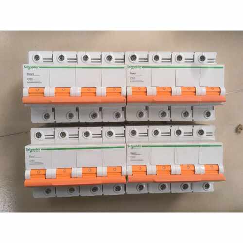 下单前咨询施耐德Easy9空气开关，型号C120H，4PC80A，原装