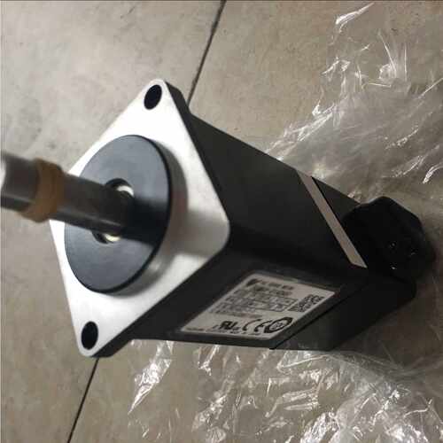议价全新SGMJV-01ADA21/SGMAV-01ADA电机销售原装询价交流