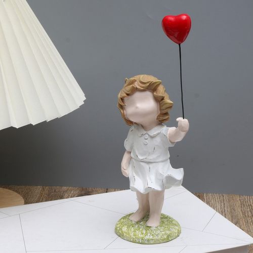 跨境畅销款树脂气球女孩摆件摆件人树脂家居装饰工艺品像卡通人物