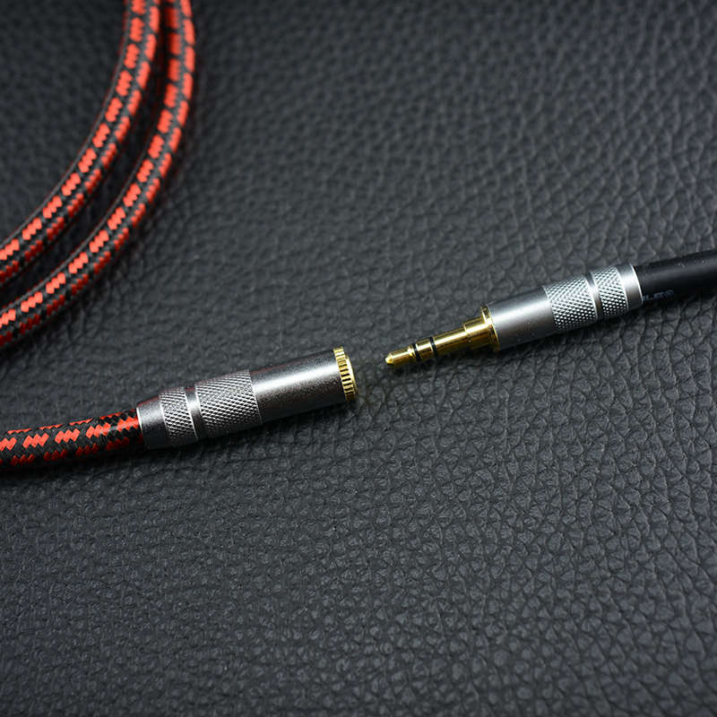 3.5mm母一分二双莲花RCA音频线手机电脑音频延长怪兽转接线