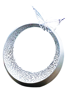 不锈钢圆环镜面雕塑定制大型庭院水池景观园林蝴蝶月亮金属摆件