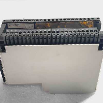 AEG Modicon DEP208/AS-BDEP-208 M/N 042270334 Discrete Input
