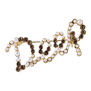 英文字母珍珠胸针简约小巧气质百搭配饰服装胸花女防走光固定别针