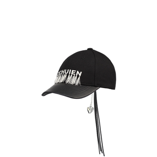 ZCHUIEN棒球帽女皮革吊坠刺绣硬顶遮阳潮流甜酷撞色皮革鸭舌帽子