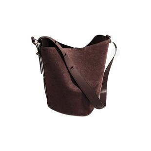 反绒牛皮水桶包2025新款女士包包女款大容量休闲通勤单肩斜挎包