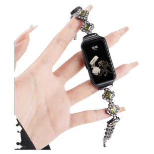 适用华为手环10施华洛四叶草链式小椭圆表带9/8运动NFC智能流光紫手环女生夏天不锈钢金属表链透气手链