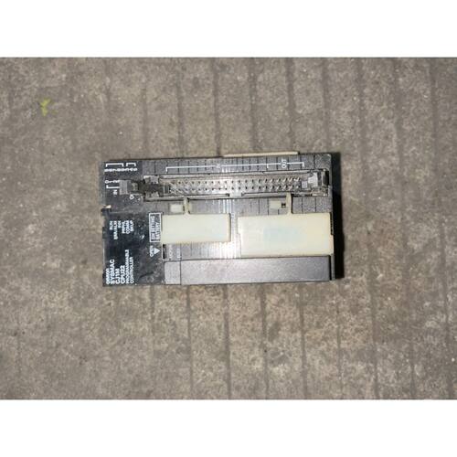 CJ1M-CPU22 欧姆long 详细情况看图片 一个 需要的拆机