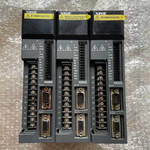 溢价-信捷DS2-20P7-AS伺服驱动器750W 共3台