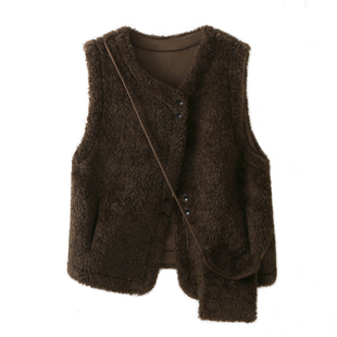 奶呼呼软糯羊羔绒马甲外套女冬季配包包皮毛一体洋气保暖叠穿马夹