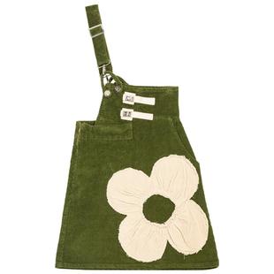 KEIKO 抽皱花饰斜肩条绒背带裙26春季设计感收腰A字连衣裙短裙子