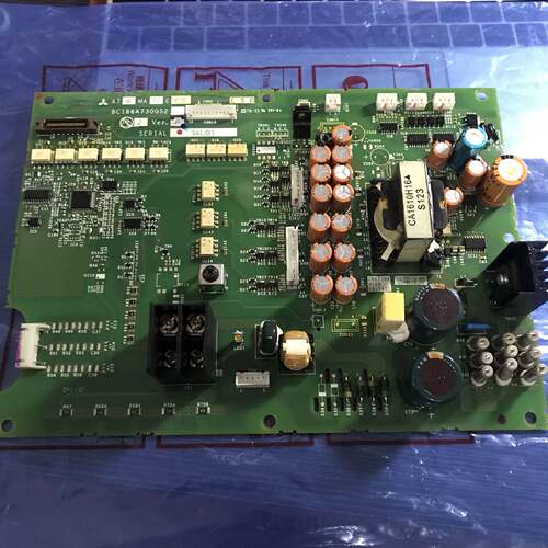 议价三菱变频器A74MA110E电源板驱动板HC2RBC186A730G52全新原装