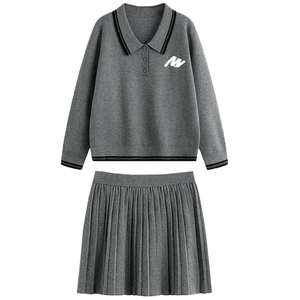 300斤胖莹莹大码女装胖mm撞色学院风针织polo上衣百褶半裙两件套