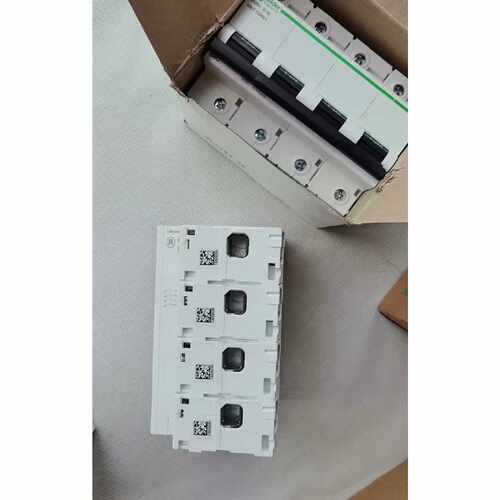 议价施耐德A9N19811 4P 80A Acti9 C120H 4P C 80A  全新现货