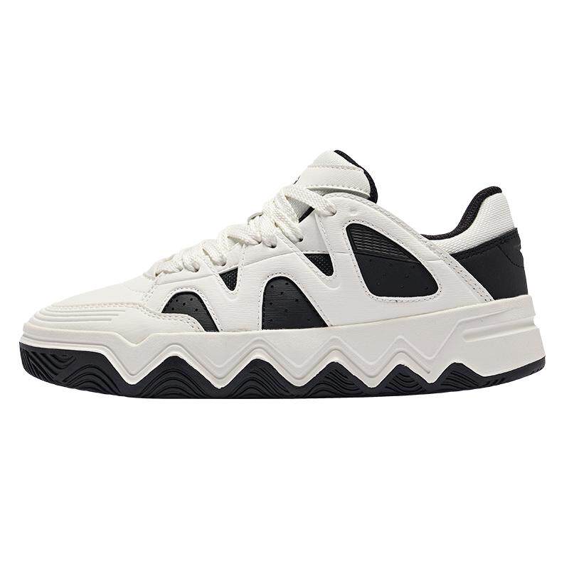 鸿星尔克秋季女款休闲滑板鞋