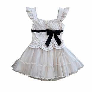 越韩小鱼Musefish 爱与诗集 法式重工蕾丝蓬蓬公主裙收腰连衣裙女