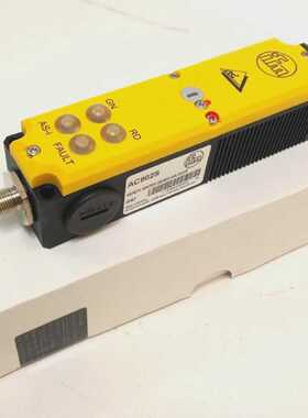 1 x Ifm Electronic AC902S Sicherheitsschalter 2SI3DO AA OCCP