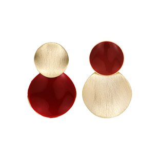 安可拉红不对称耳环女2025新款无耳洞耳夹时尚百搭纯银针耳钉耳饰