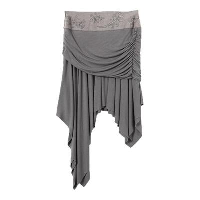 西町村屋绣花腰头垂感飘逸短半裙