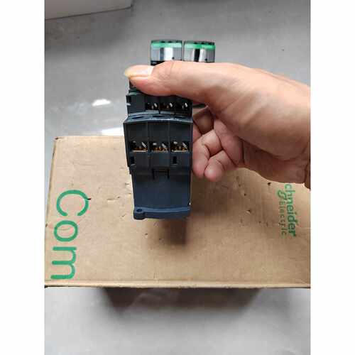 议价TeSys接触器LC1D25BDC3PDC24适用