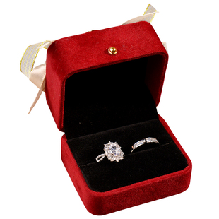 结婚戒指仿真假钻戒一对求订婚礼仪式交换创意红色绒布戒指收纳盒