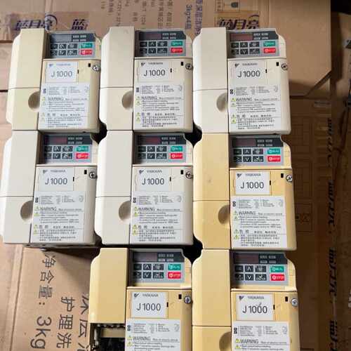 溢价-安川变频器，CIMR-JB4A0004BAA，1.5KW/0