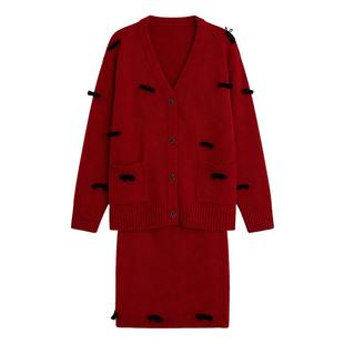 DPLAY2025年冬季新款红色毛衣女宽松羊毛针织开衫新年套装