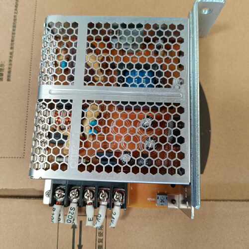 溢价-龙开关电源S8FS-C05024 4个 成色95以上新