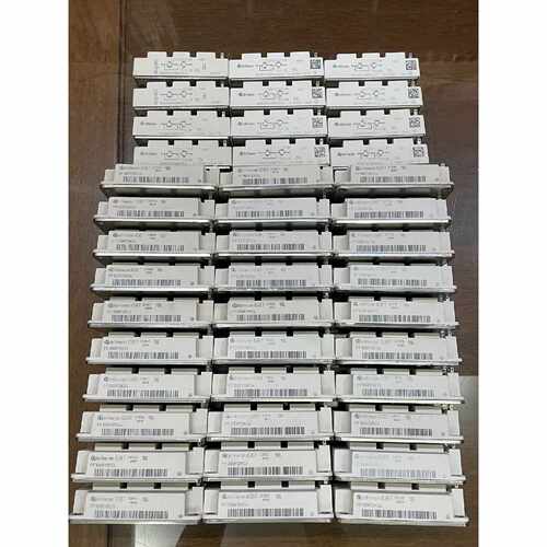 溢价-英飞凌 FF300R12KS4 FF200R12KS4 FF