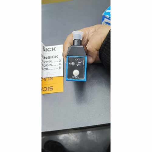 议价原装全新sick西克色标光电开关传感器KT5W2P1316维修