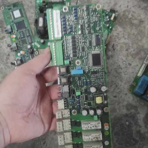 溢价-变频器  ACS600变频器IO板OC-01