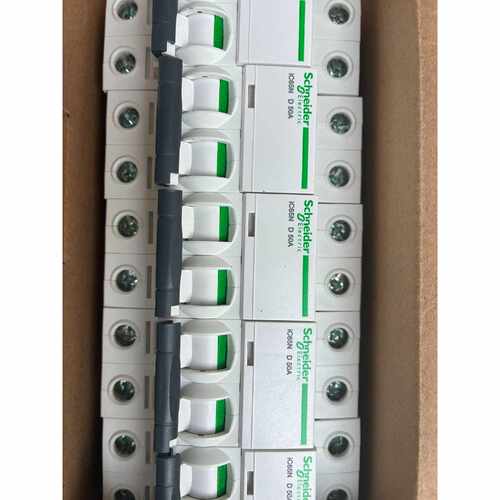 〔议价-可维修〕施耐德a9f19250 ic65n 2p d50 数量54 全新均有货