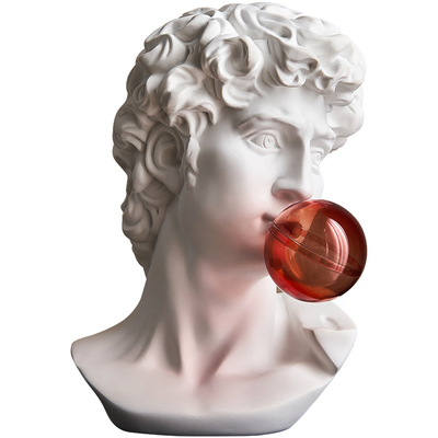 北欧大卫艺术风客厅玄关人物雕塑