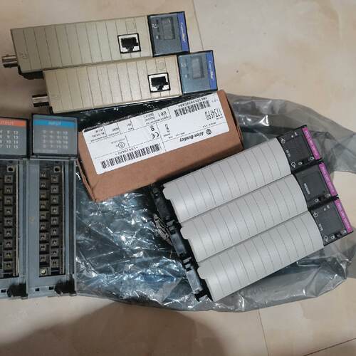 1734-FPD  B ,1 未使用