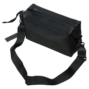 PEACEBIRD太平鸟时尚男士科技布防水斜挎包BZYZE4003/BZYZE400389