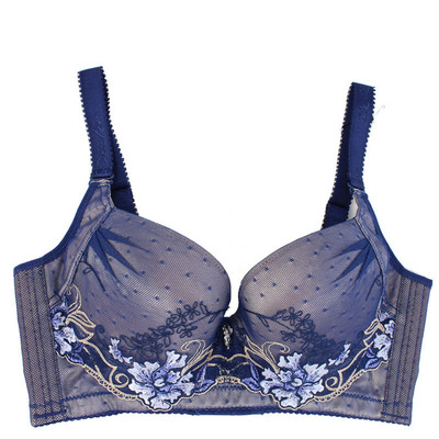 戴芝蒂侧收外扩调整光面罩杯文胸