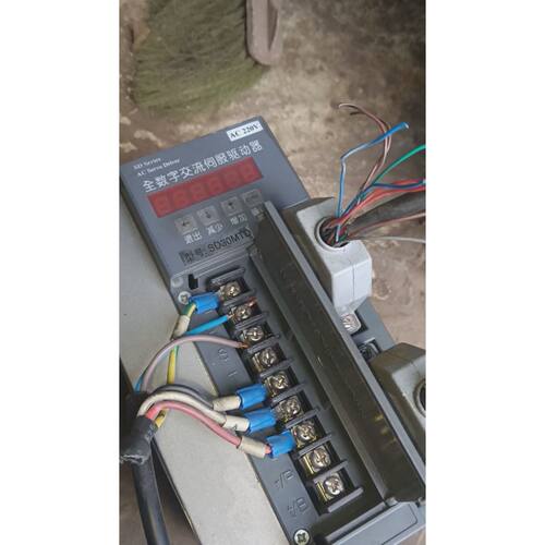 〔议价-可维修〕全数字交流伺服驱动器,型号SD30MTD,AC220V三 工