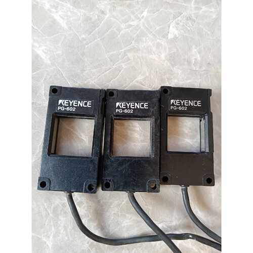 在线议价基恩士KEYENCE PG-602光电传感器，拆机，实物