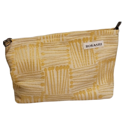 2025新款网红高级感化妆包女大容量便携式外出旅行随身收纳轻奢