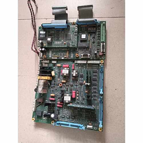 OTIS奥的斯驱动板A26800XU2 ，的产品。单