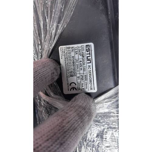 埃斯顿机器人上刚拆的伺服电机EMR20JASA34T0