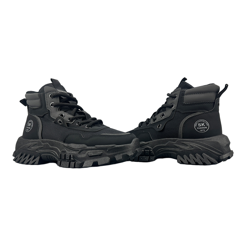 马丁靴男士户外登山沙漠雪地靴透气高帮英伦风休闲复古耐磨工装靴