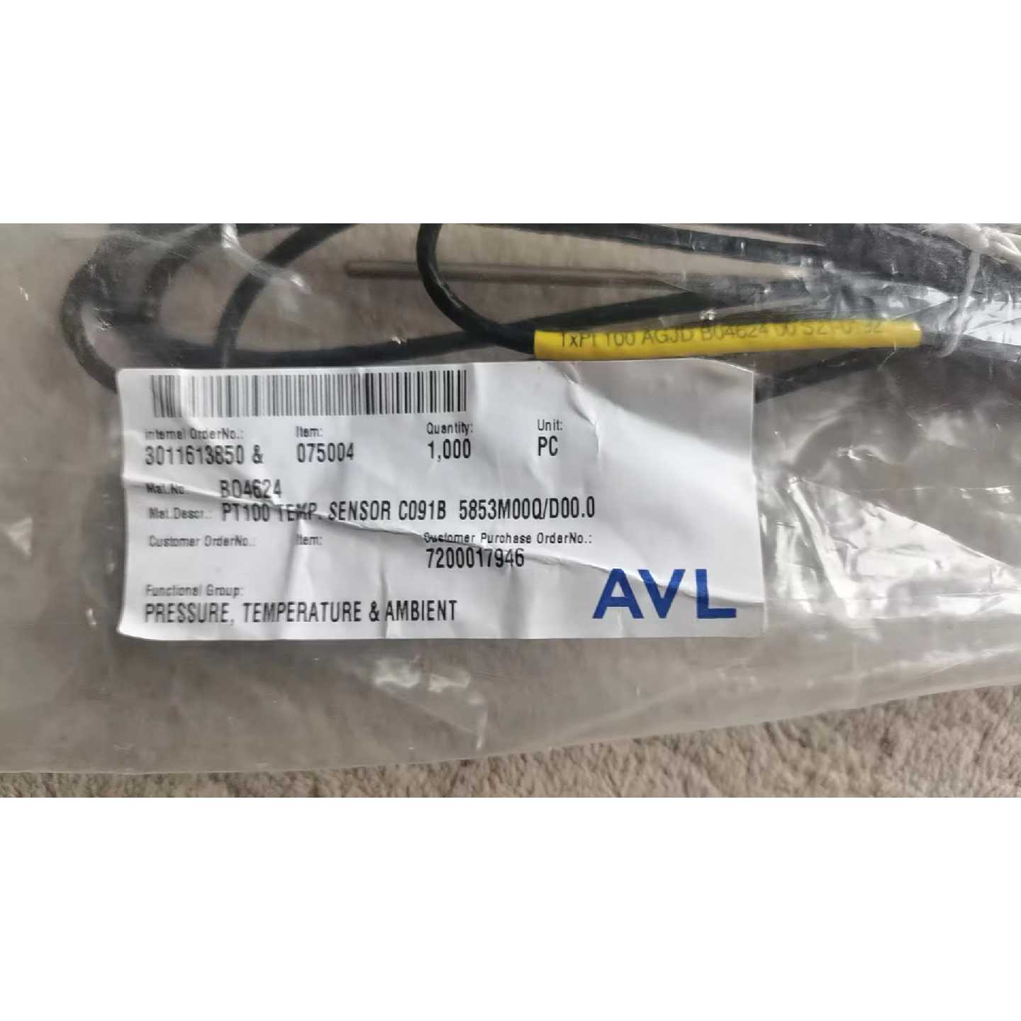 【请询价】拆封AVLPT100温度传感器型号04624