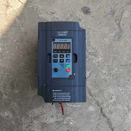 比比力0.75KW变频器LD320-0K75G-2S-M拆机议价