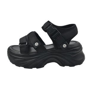 爆款超火法式厚底运动凉鞋女夏外穿高级感2025新款坡跟沙滩罗马鞋