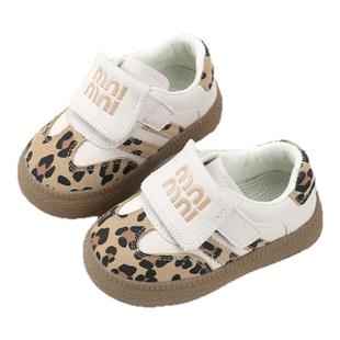 宝宝鞋子软底婴儿学步鞋1一3岁女宝板鞋男宝豹纹鞋单鞋秋冬机能鞋