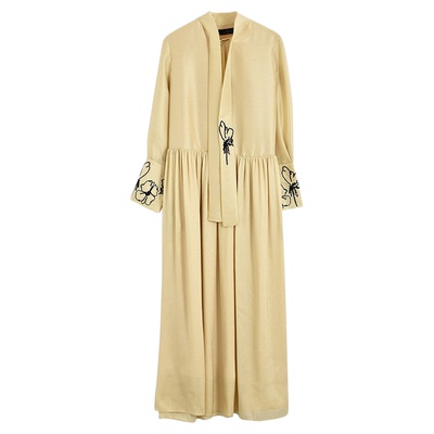 AUM噢姆秋季刺绣提花系带领长文艺感连衣裙女