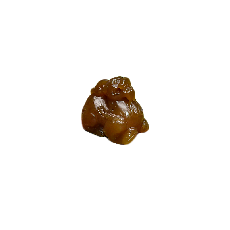 和田玉貔貅吊坠且末老熟糖玉挂件