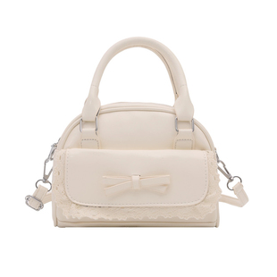 高级感洋气小包包女夏季2026新款时尚小众设计斜挎包手提保龄球包