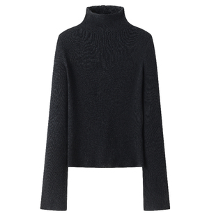 VIKTORIACHAN假日胶囊系列新品 单色高领开衩喇叭长袖打底